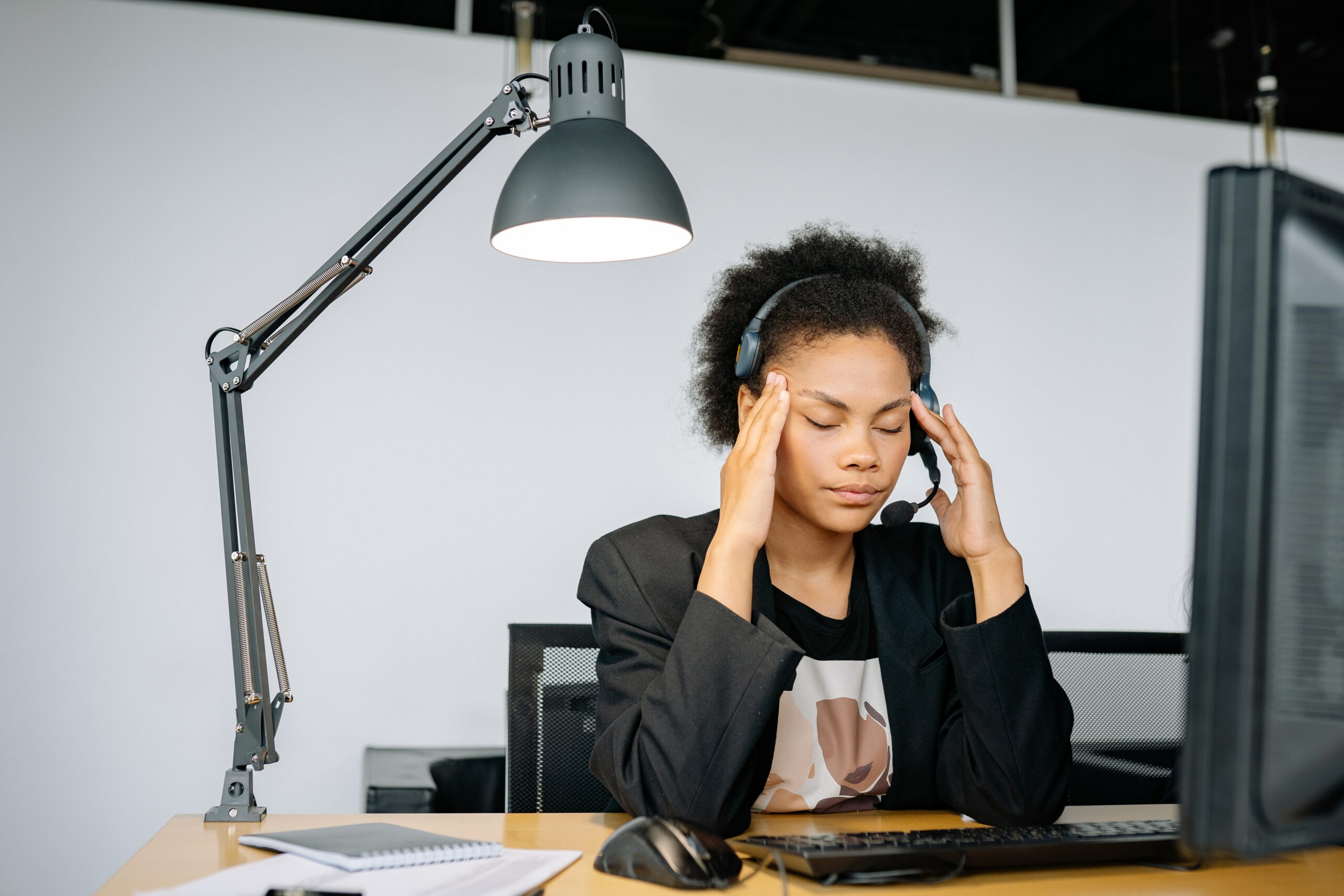 Saúde Mental: excesso de trabalho pode resultar em síndrome de Burnout